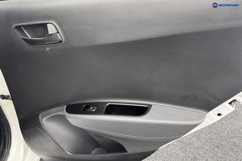 Hyundai I10 Play Manual Petrol Hatchback - Stock Number (1558873) - 22nd supplementary image