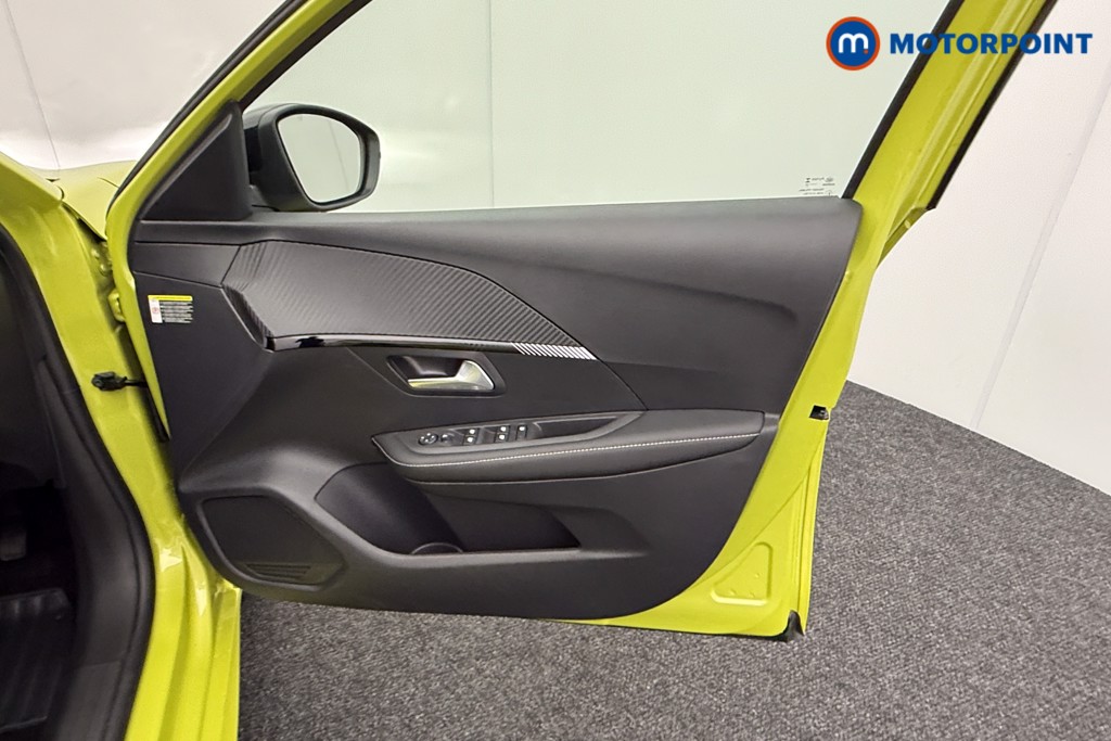 Peugeot 208 Allure Automatic Petrol-Electric Hybrid Hatchback - Stock Number (1559313) - 14th supplementary image