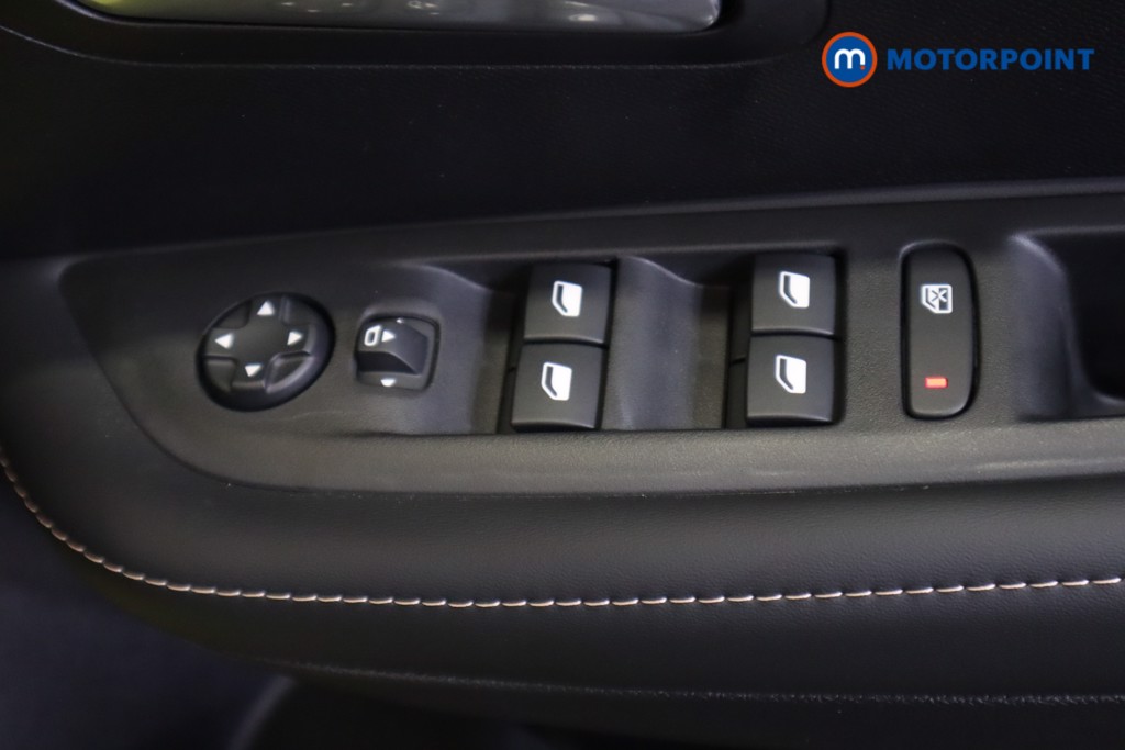 Peugeot 208 Allure Automatic Petrol-Electric Hybrid Hatchback - Stock Number (1559327) - 9th supplementary image