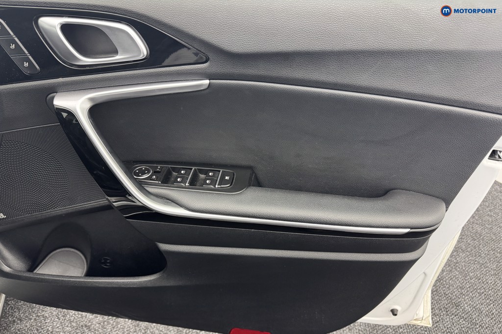 KIA Xceed 4 Automatic Petrol Hatchback - Stock Number (1559438) - 19th supplementary image