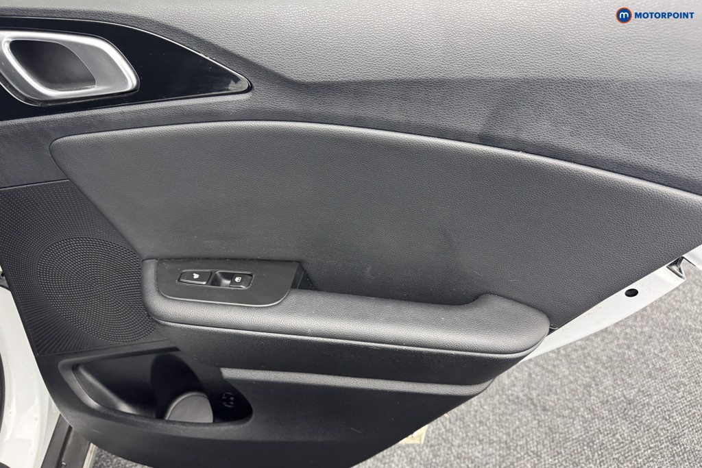 KIA Xceed 4 Automatic Petrol Hatchback - Stock Number (1559438) - 21st supplementary image