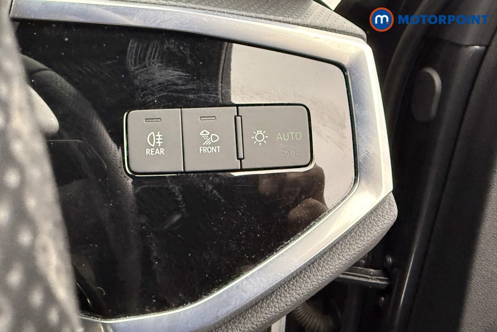 Audi Q3 Black Edition Automatic Petrol SUV - Stock Number (1559519) - 15th supplementary image