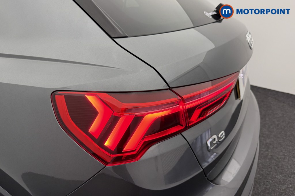 Audi Q3 Black Edition Automatic Petrol SUV - Stock Number (1559519) - 27th supplementary image