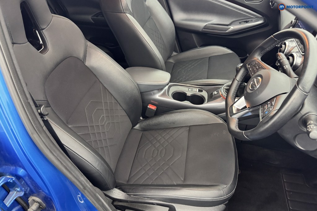 Nissan Juke Tekna Manual Petrol SUV - Stock Number (1559537) - 5th supplementary image