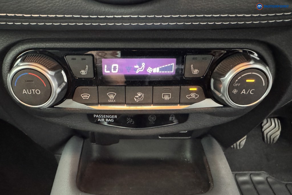 Nissan Juke Tekna Manual Petrol SUV - Stock Number (1559537) - 16th supplementary image