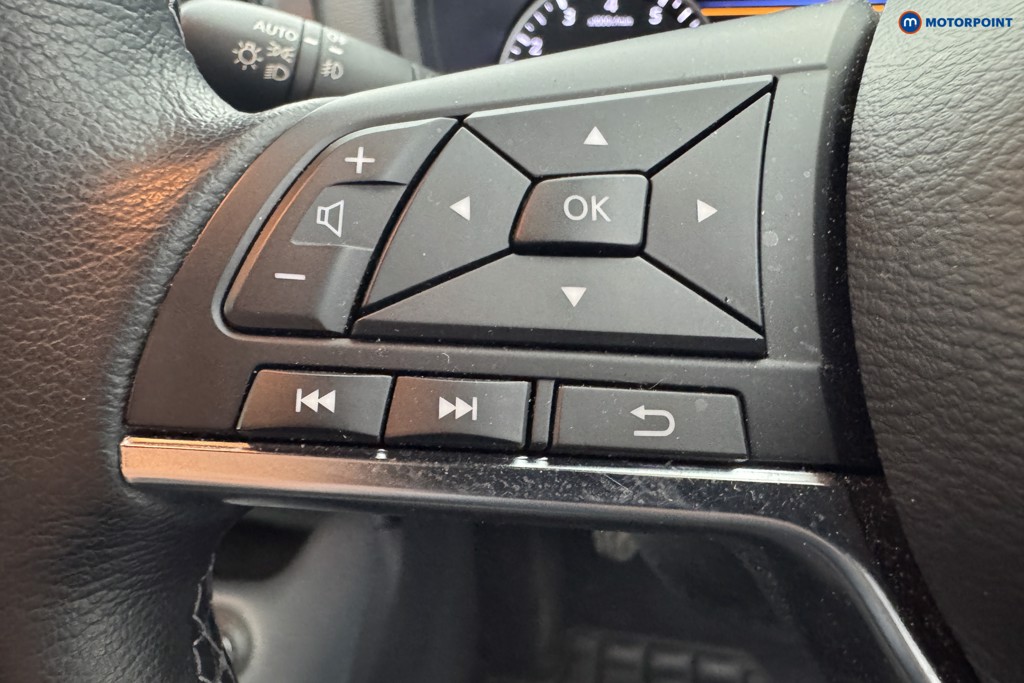 Nissan Juke Tekna Manual Petrol SUV - Stock Number (1559537) - 19th supplementary image