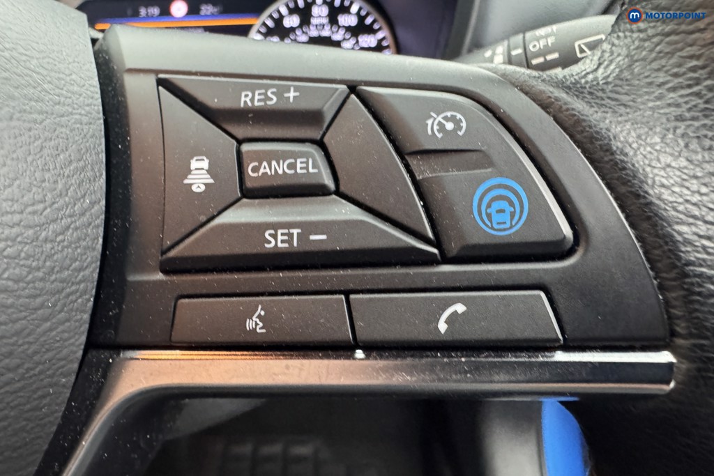 Nissan Juke Tekna Manual Petrol SUV - Stock Number (1559537) - 20th supplementary image