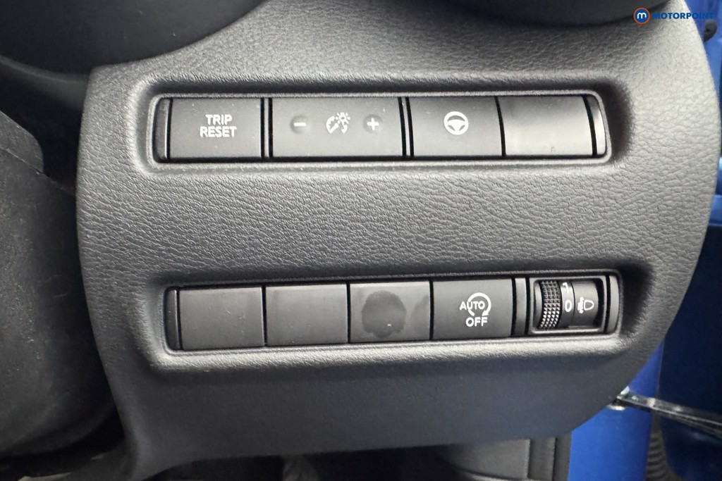 Nissan Juke Tekna Manual Petrol SUV - Stock Number (1559537) - 21st supplementary image