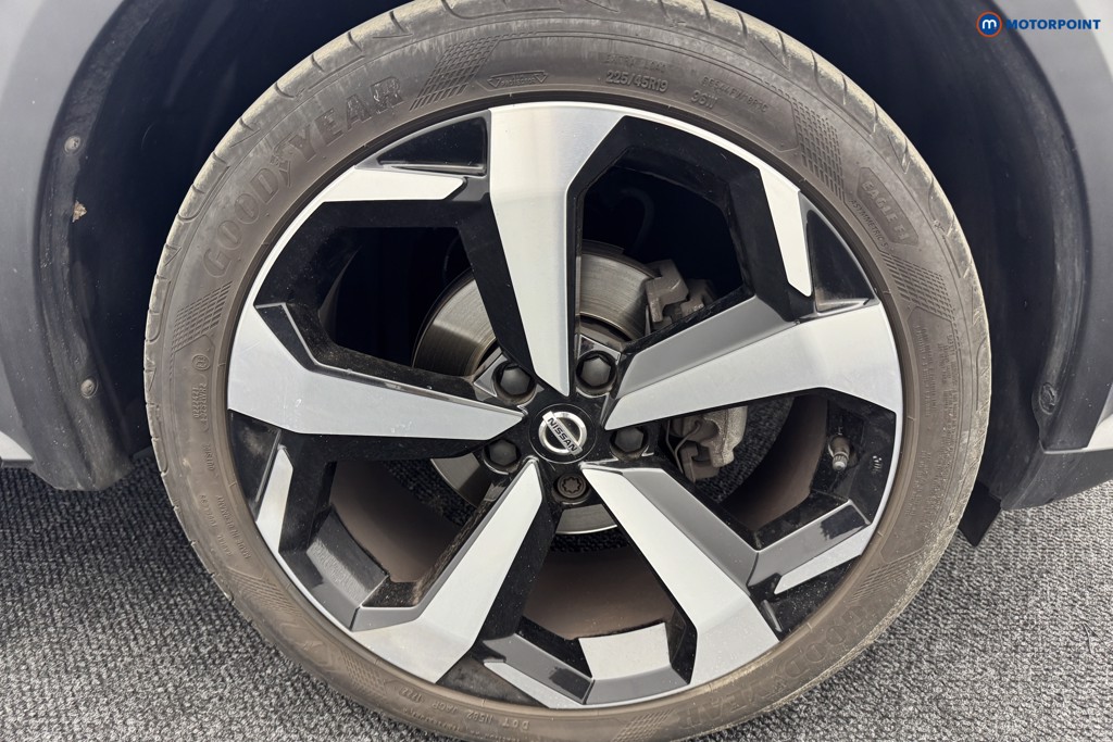 Nissan Juke Tekna Manual Petrol SUV - Stock Number (1559537) - 34th supplementary image