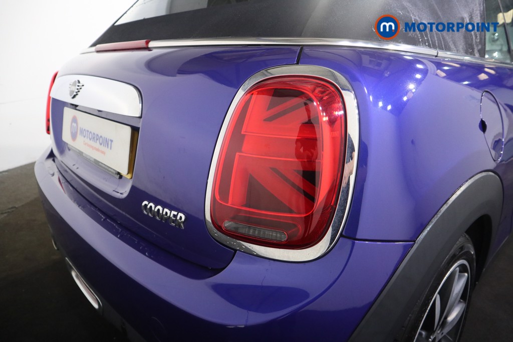 Mini Convertible Cooper Exclusive Manual Petrol Convertible - Stock Number (1559750) - 22nd supplementary image