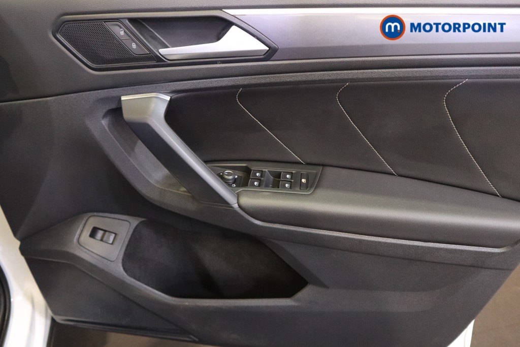Volkswagen Tiguan R-Line Tech Automatic Diesel SUV - Stock Number (1559823) - 7th supplementary image