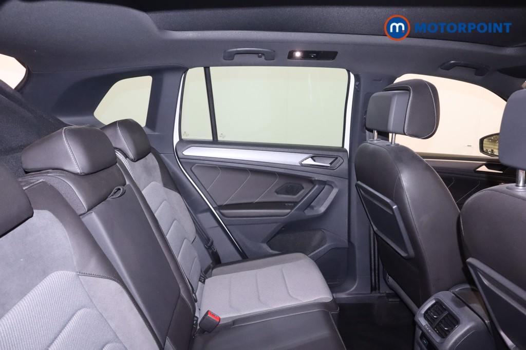 Volkswagen Tiguan R-Line Tech Automatic Diesel SUV - Stock Number (1559823) - 14th supplementary image