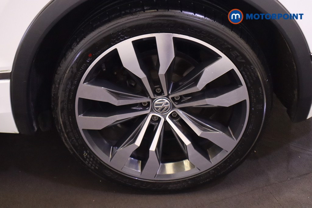 Volkswagen Tiguan R-Line Tech Automatic Diesel SUV - Stock Number (1559823) - 18th supplementary image