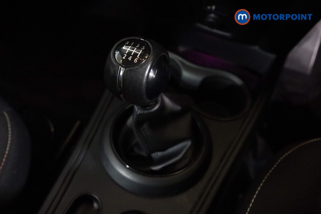 Mini Countryman Cooper Classic Manual Petrol SUV - Stock Number (1560005) - 9th supplementary image