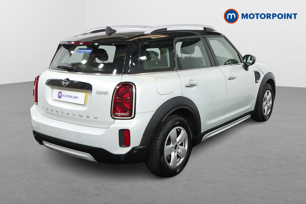 Mini Countryman Cooper Classic Manual Petrol SUV - Stock Number (1560005) - Drivers side rear corner