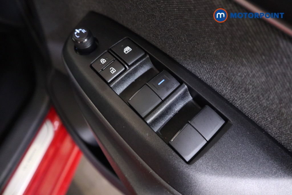Toyota Yaris Design Automatic Petrol-Electric Hybrid Hatchback - Stock Number (1560136) - 9th supplementary image