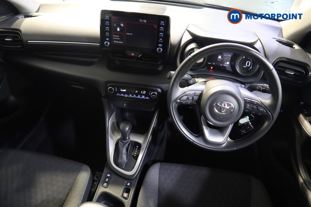 Toyota Yaris Design Automatic Petrol-Electric Hybrid Hatchback - Stock Number (1560136) - 1st supplementary image