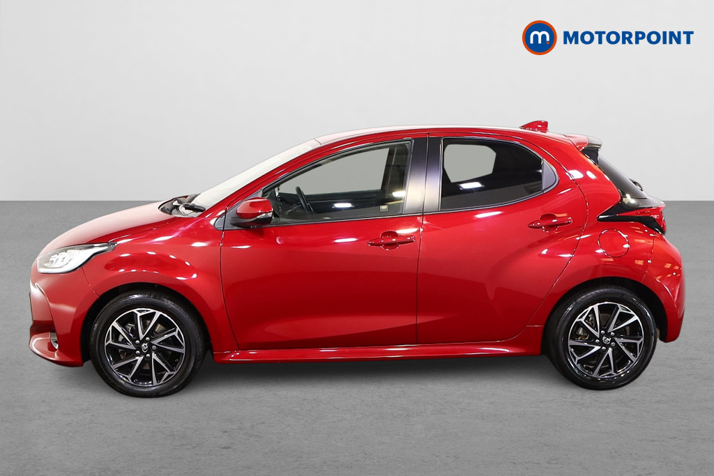 Toyota Yaris Design Automatic Petrol-Electric Hybrid Hatchback - Stock Number (1560136) - Passenger side
