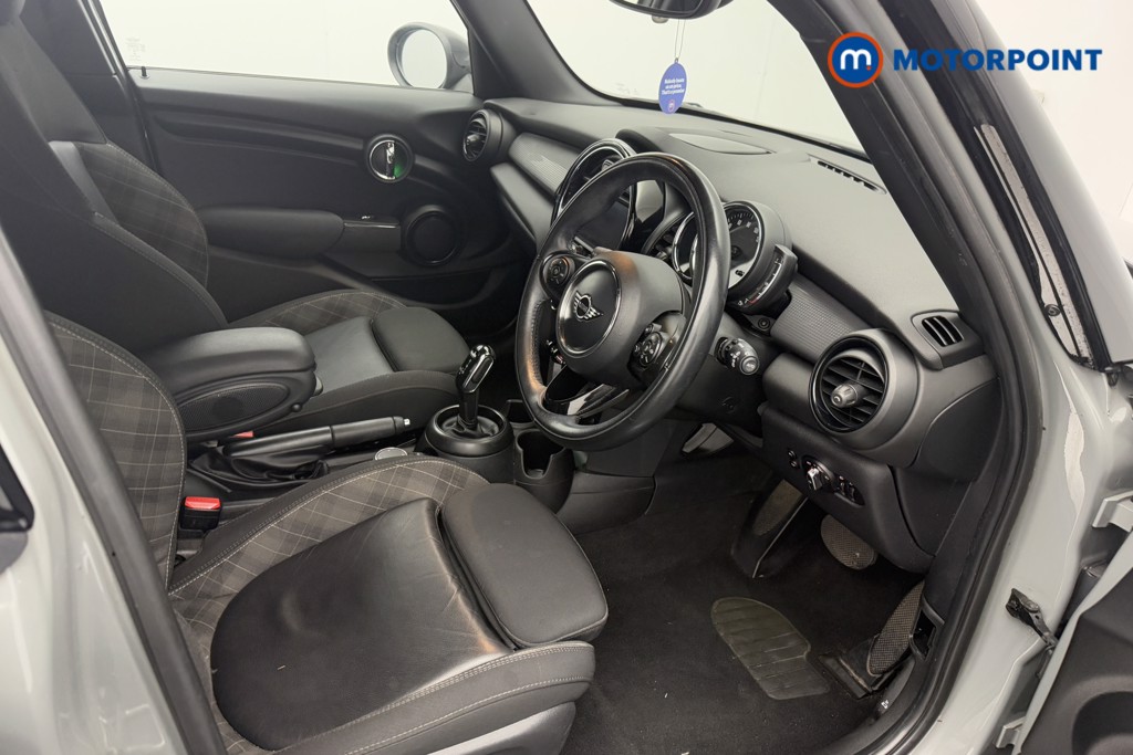 Mini Hatchback Cooper Automatic Petrol Hatchback - Stock Number (1560255) - 3rd supplementary image