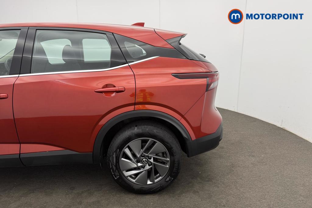 Nissan Qashqai Acenta Premium Manual Petrol SUV - Stock Number (1560481) - 4th supplementary image