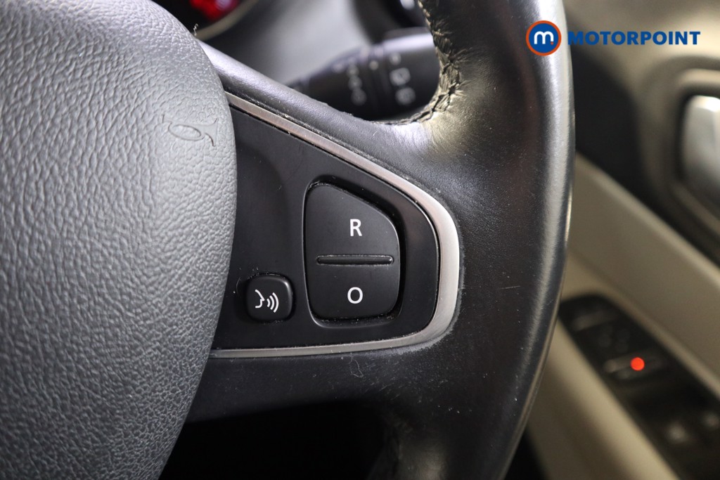 Renault Captur Gt Line Manual Petrol SUV - Stock Number (1560833) - 4th supplementary image