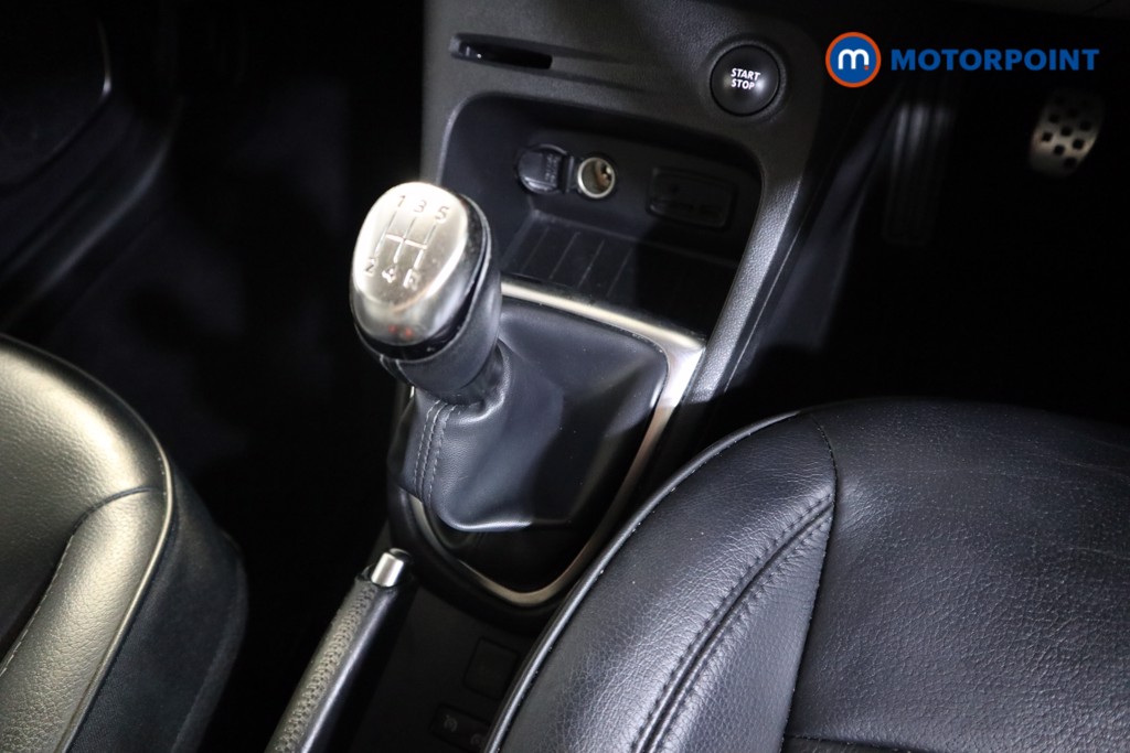 Renault Captur Gt Line Manual Petrol SUV - Stock Number (1560833) - 8th supplementary image