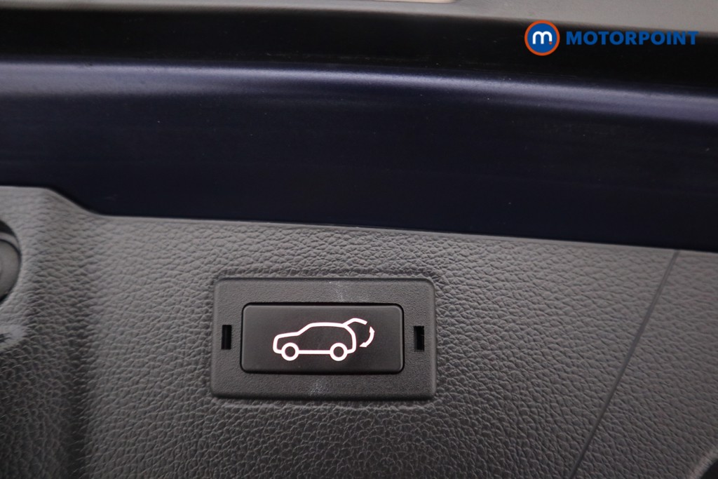 Ssangyong Korando Ultimate Automatic Electric SUV - Stock Number (1561072) - 15th supplementary image