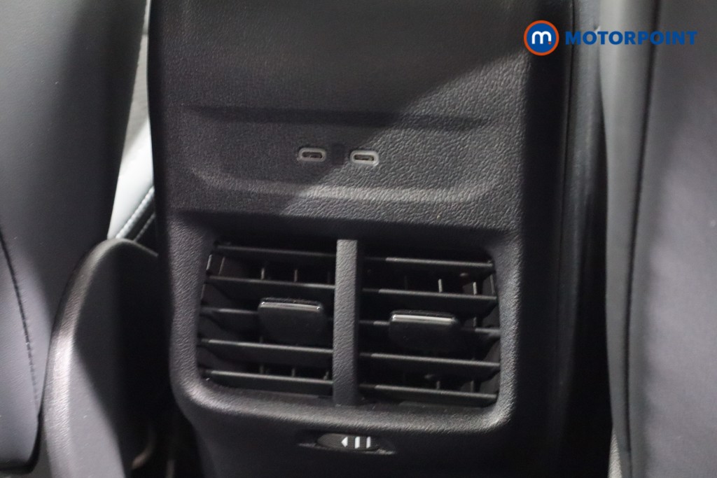 Ford Explorer Select Automatic Electric SUV - Stock Number (1561359) - 13th supplementary image