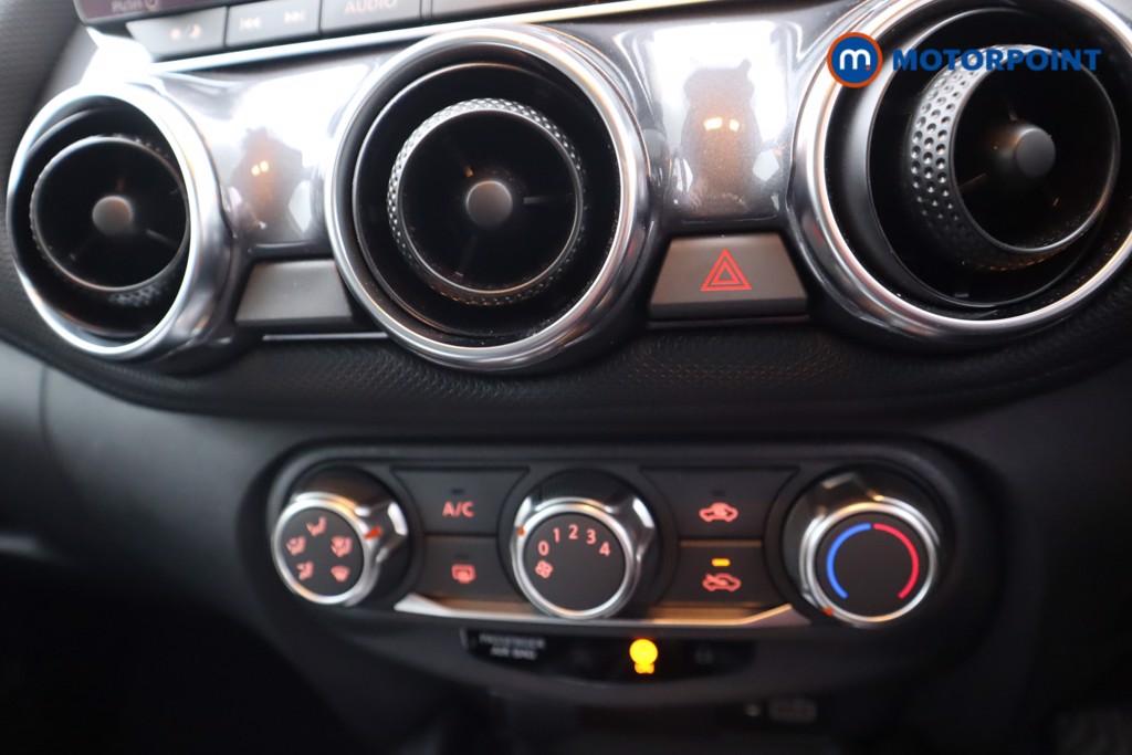 Nissan Juke Acenta Manual Petrol SUV - Stock Number (1561378) - 6th supplementary image