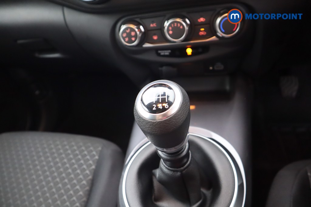 Nissan Juke Acenta Manual Petrol SUV - Stock Number (1561378) - 7th supplementary image