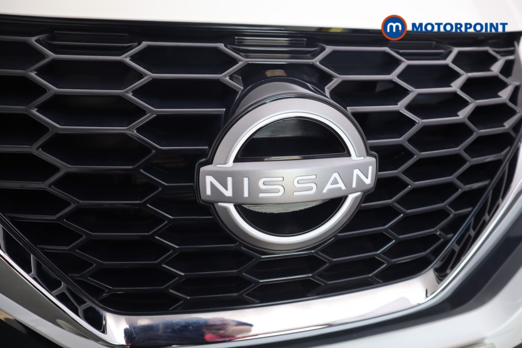 Nissan Juke Acenta Manual Petrol SUV - Stock Number (1561378) - 21st supplementary image