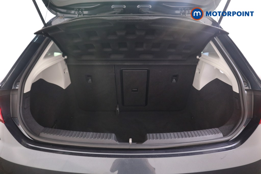 Seat Leon Xcellence Lux Automatic Petrol Hatchback - Stock Number (1561474) - 14th supplementary image