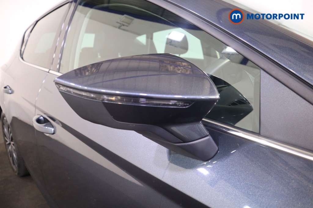 Seat Leon Xcellence Lux Automatic Petrol Hatchback - Stock Number (1561474) - 23rd supplementary image