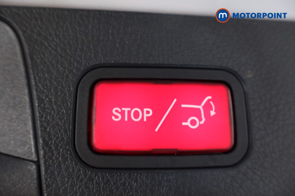 Mercedes-Benz GLB Amg Line Automatic Petrol SUV - Stock Number (1561818) - 35th supplementary image