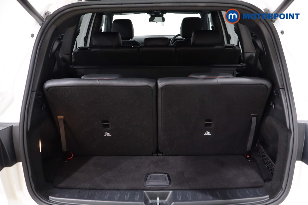 Mercedes-Benz GLB Amg Line Automatic Petrol SUV - Stock Number (1561818) - 36th supplementary image