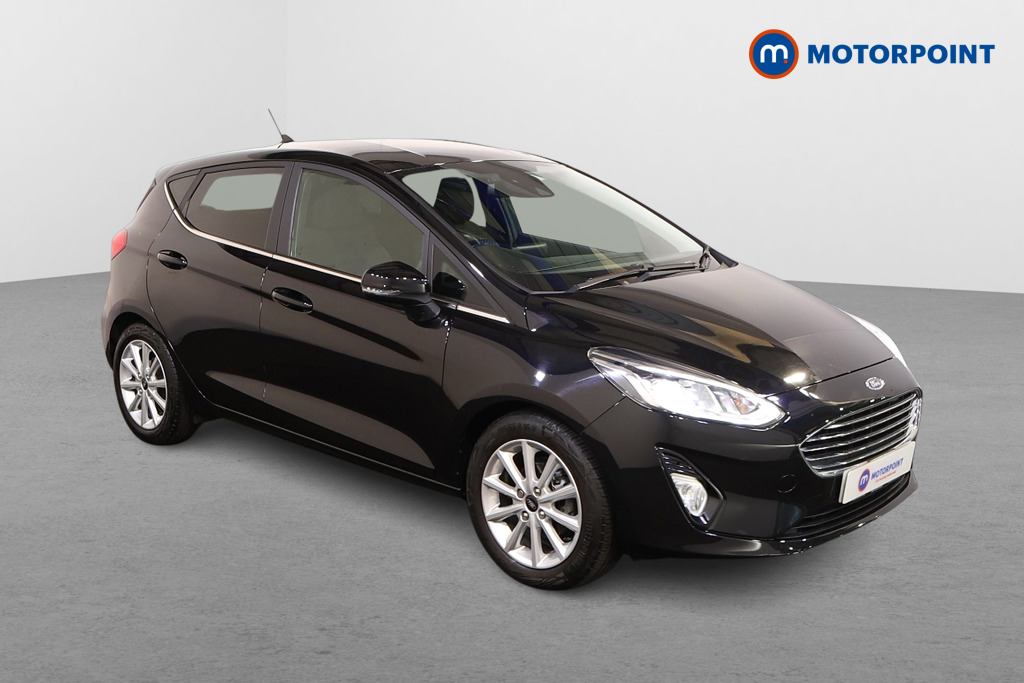 Ford Fiesta Titanium Manual Petrol Hatchback - Stock Number (1561829) - Drivers side front corner