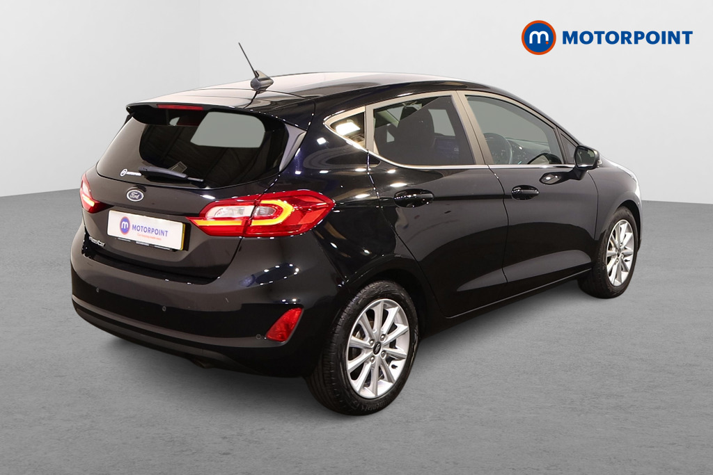 Ford Fiesta Titanium Manual Petrol Hatchback - Stock Number (1561829) - Drivers side rear corner