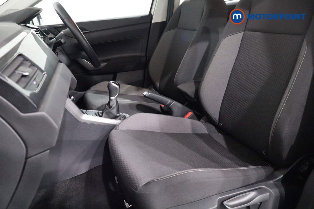 Volkswagen Polo Life Manual Petrol Hatchback - Stock Number (1562010) - 4th supplementary image