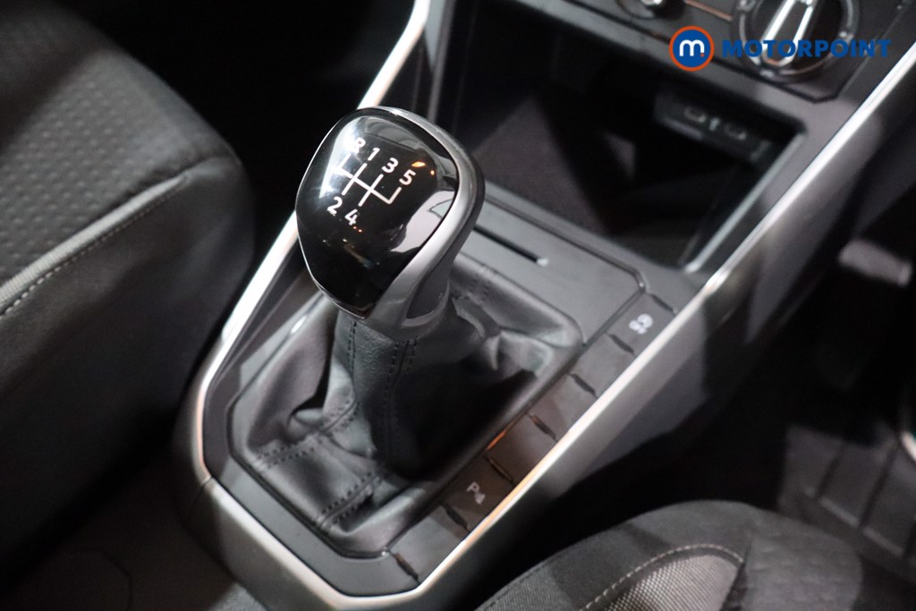 Volkswagen Polo Life Manual Petrol Hatchback - Stock Number (1562010) - 13th supplementary image