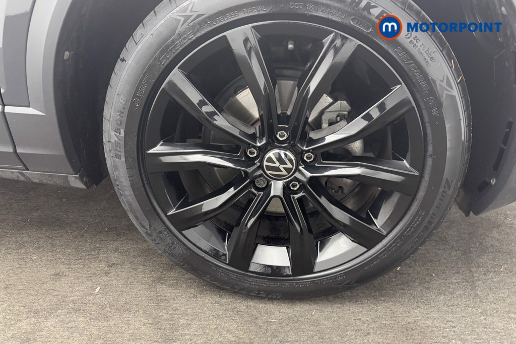 Volkswagen T-Roc Black Edition Manual Petrol SUV - Stock Number (1562143) - 16th supplementary image