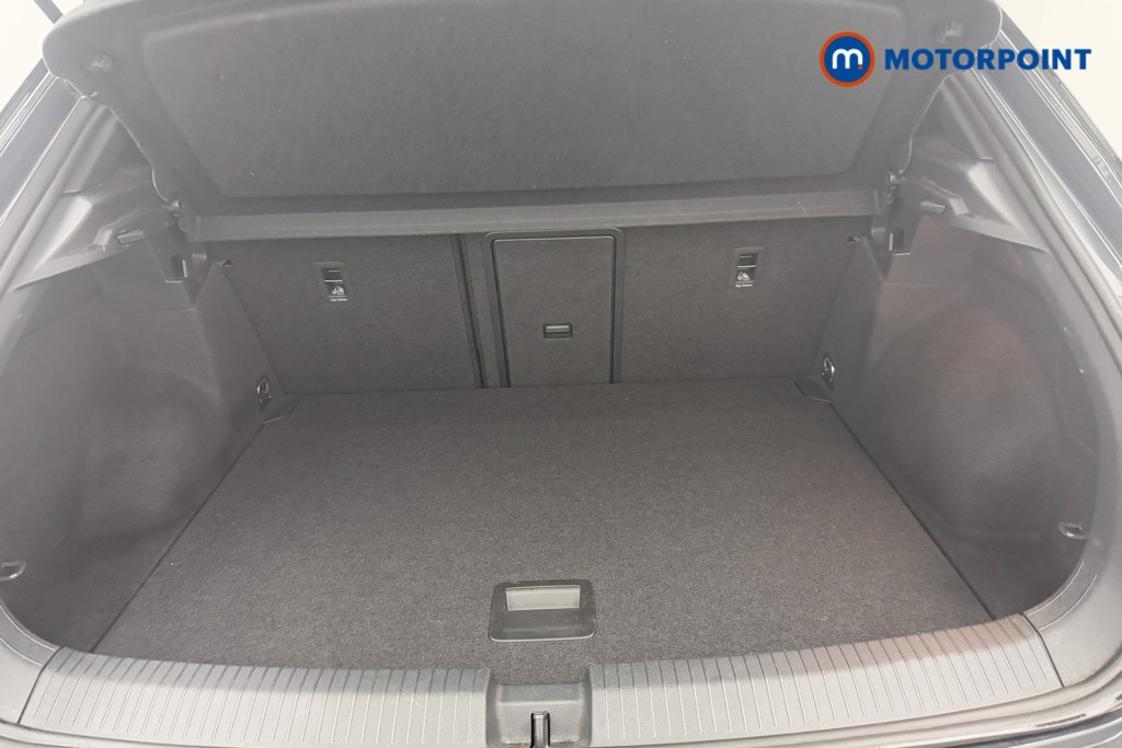 Volkswagen T-Roc Black Edition Manual Petrol SUV - Stock Number (1562143) - 27th supplementary image