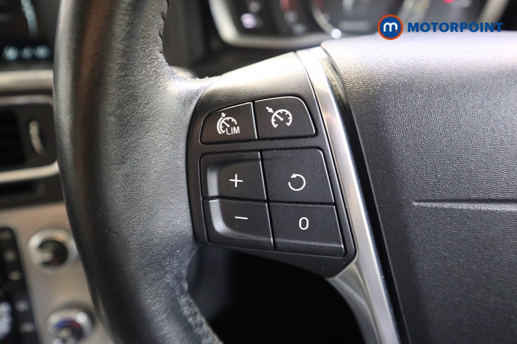 Volvo V60 Se Lux Nav Manual Diesel Estate - Stock Number (1562174) - 3rd supplementary image