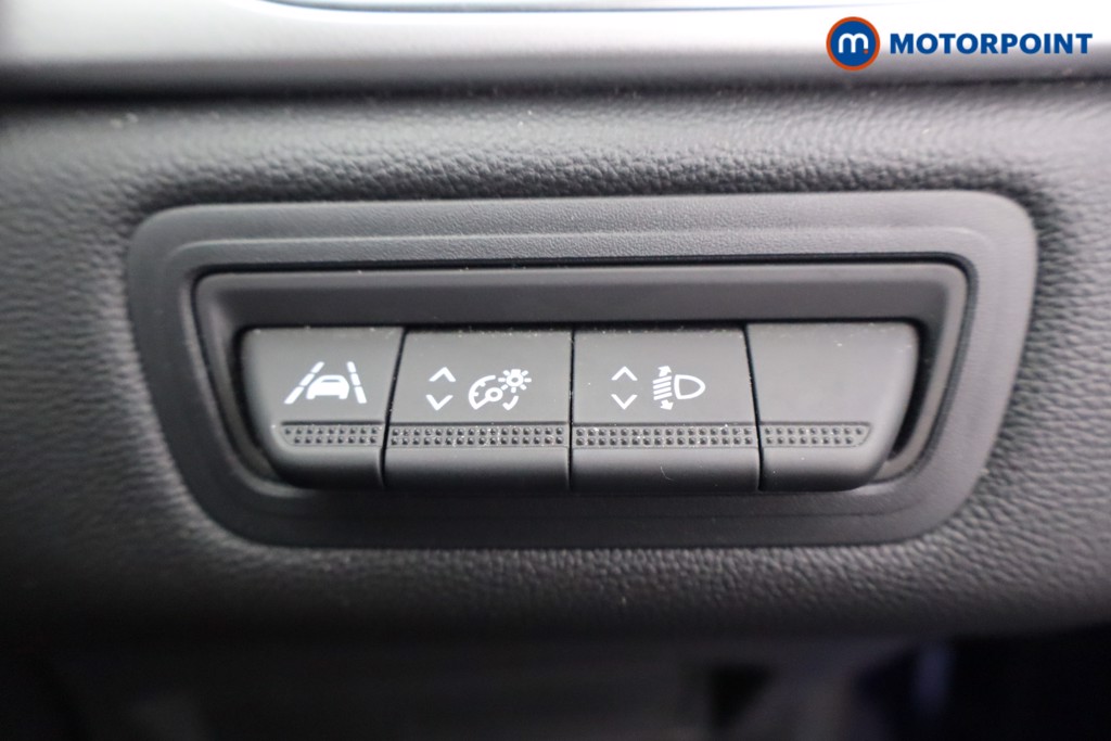 Renault Captur Bose Launch Edition Automatic Petrol SUV - Stock Number (1562326) - 14th supplementary image