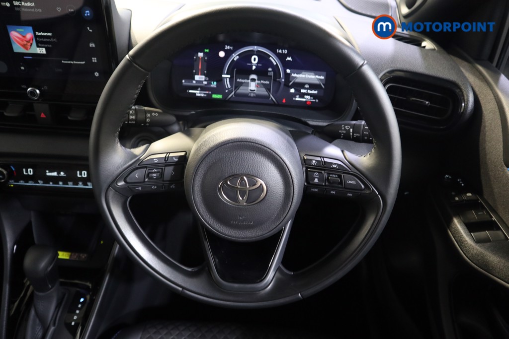 Toyota Yaris Premiere Edition Automatic Petrol-Electric Hybrid Hatchback - Stock Number (1562329) - 2nd supplementary image