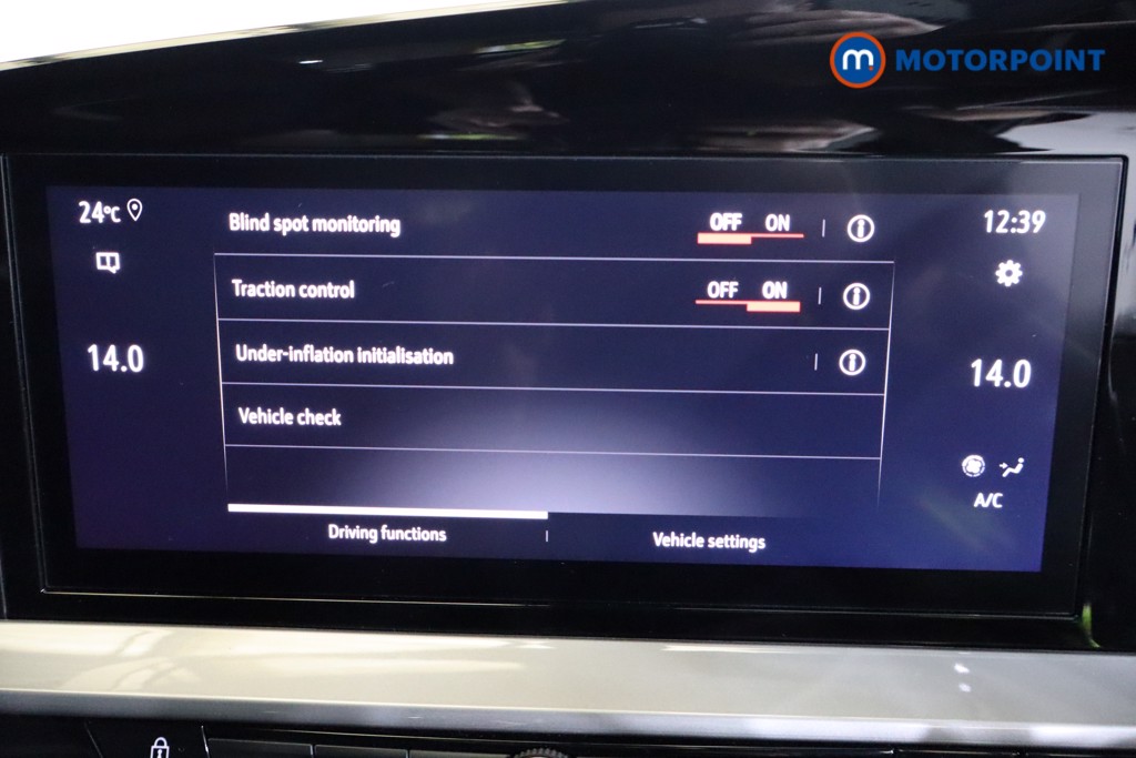 Vauxhall Mokka Ultimate Automatic Petrol SUV - Stock Number (1562455) - 4th supplementary image