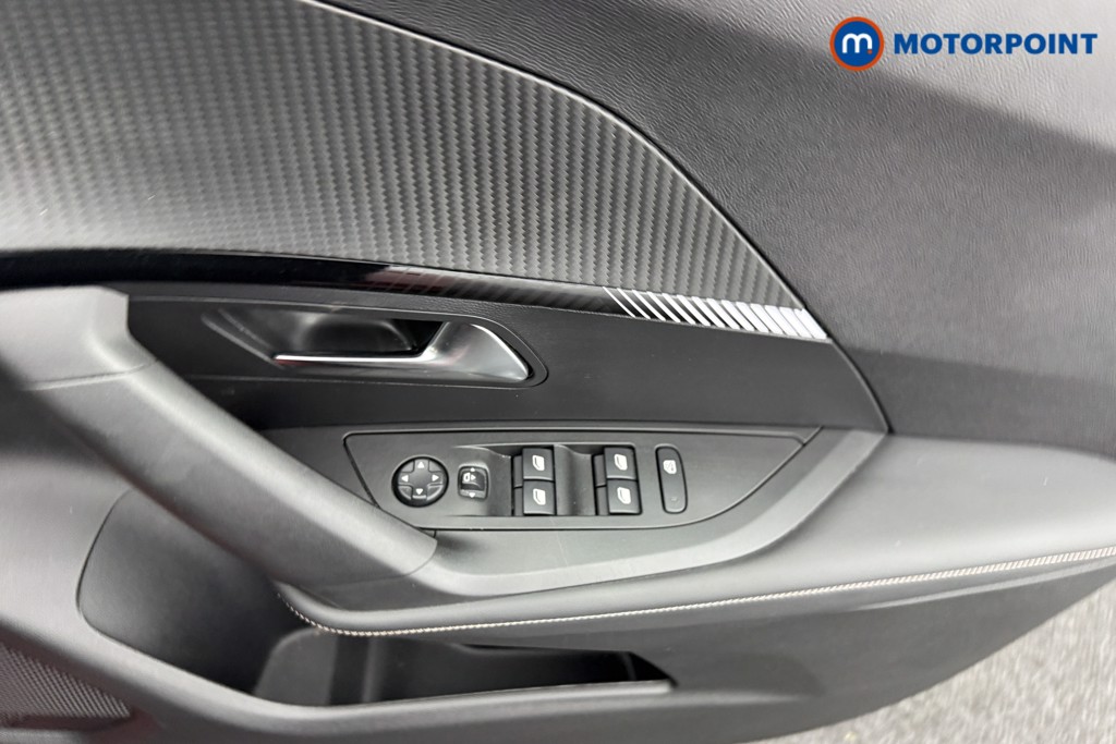 Peugeot 2008 Allure Manual Petrol SUV - Stock Number (1562881) - 12th supplementary image