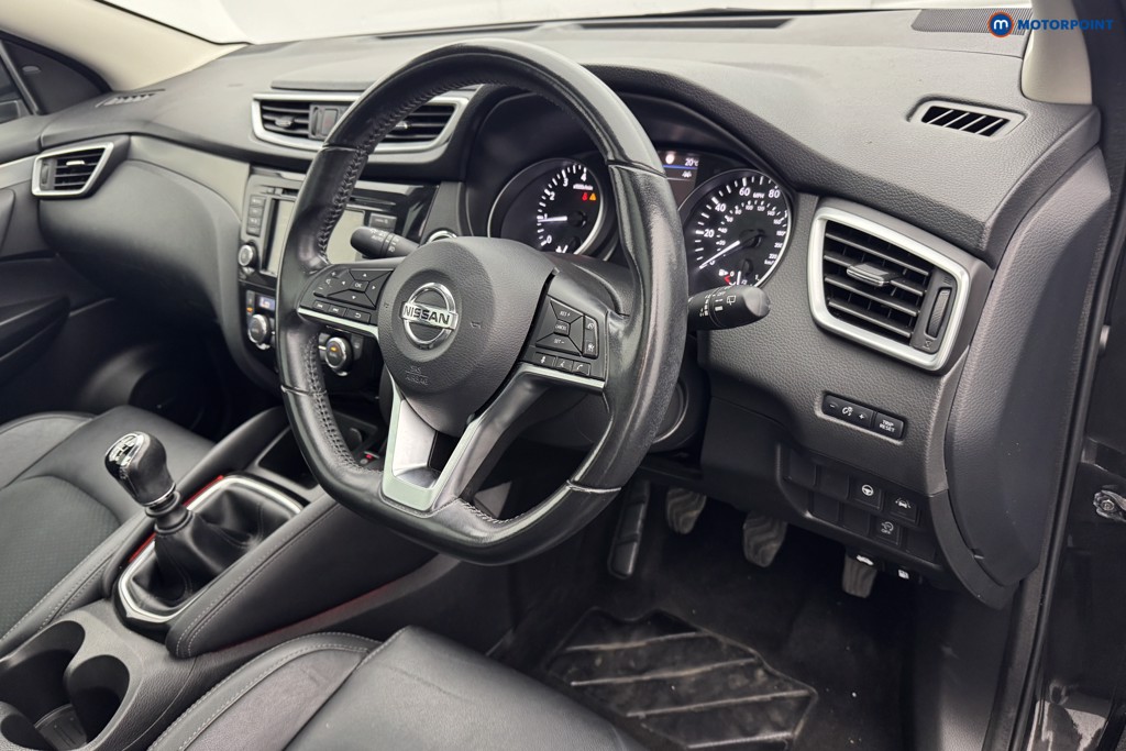 Nissan Qashqai Tekna Manual Petrol SUV - Stock Number (1503113) - 8th supplementary image