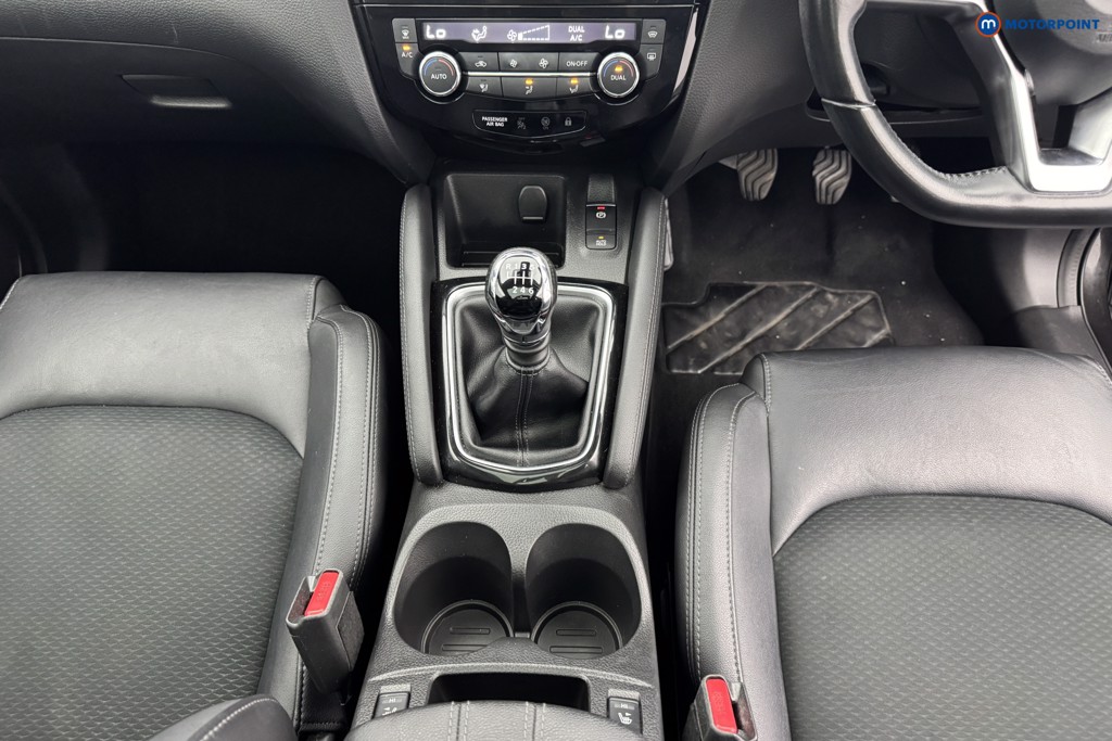 Nissan Qashqai Tekna Manual Petrol SUV - Stock Number (1503113) - 10th supplementary image