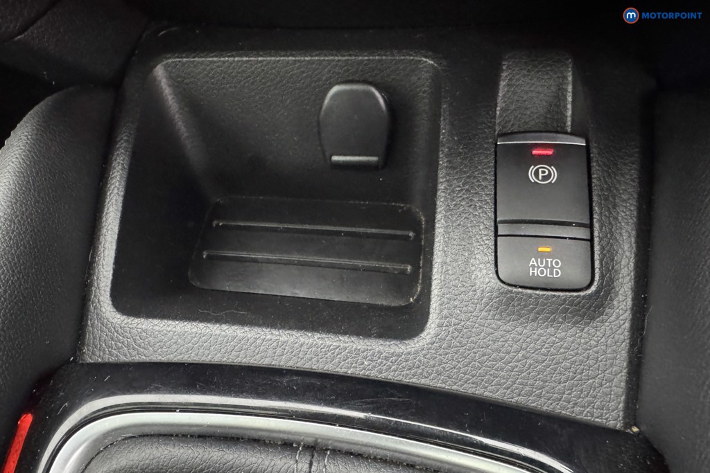 Nissan Qashqai Tekna Manual Petrol SUV - Stock Number (1503113) - 14th supplementary image
