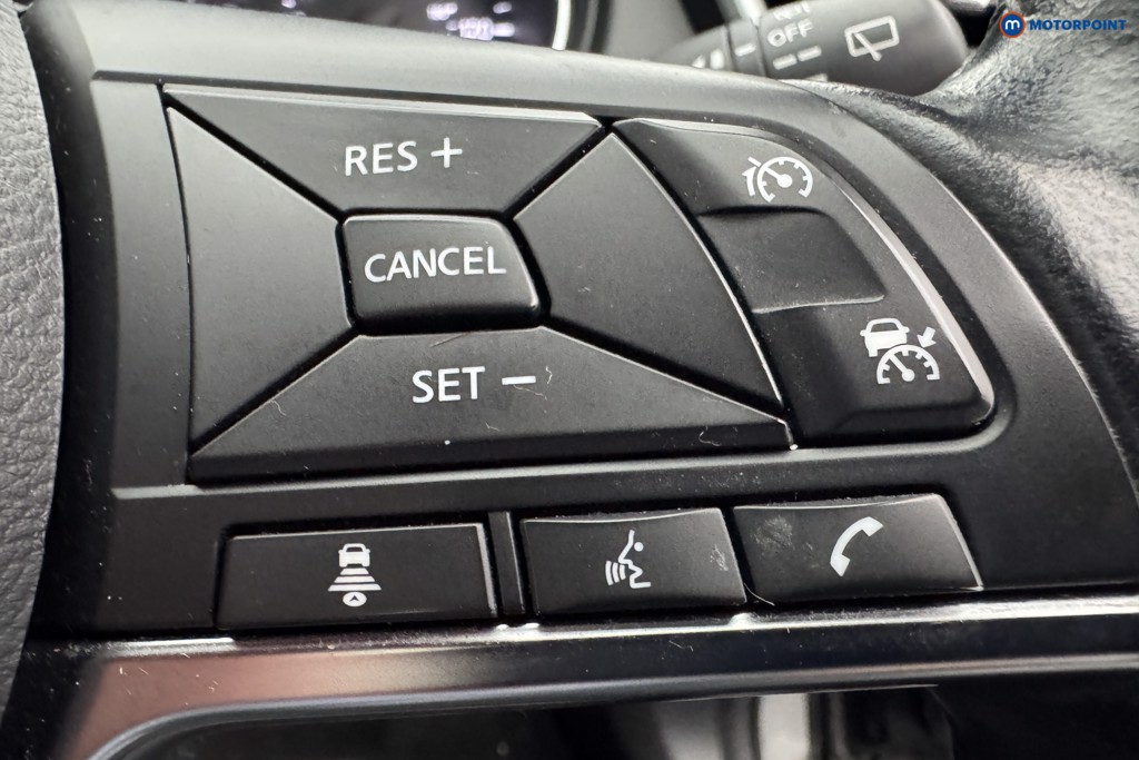 Nissan Qashqai Tekna Manual Petrol SUV - Stock Number (1503113) - 18th supplementary image